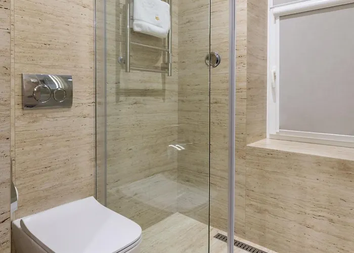 Royal On Rynok Square 29 * Львов